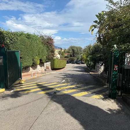 Studio Calme A Deux Pas De La Mer Avec Jardin Et Parking Prive Beaulieu-sur-Mer Exterior photo