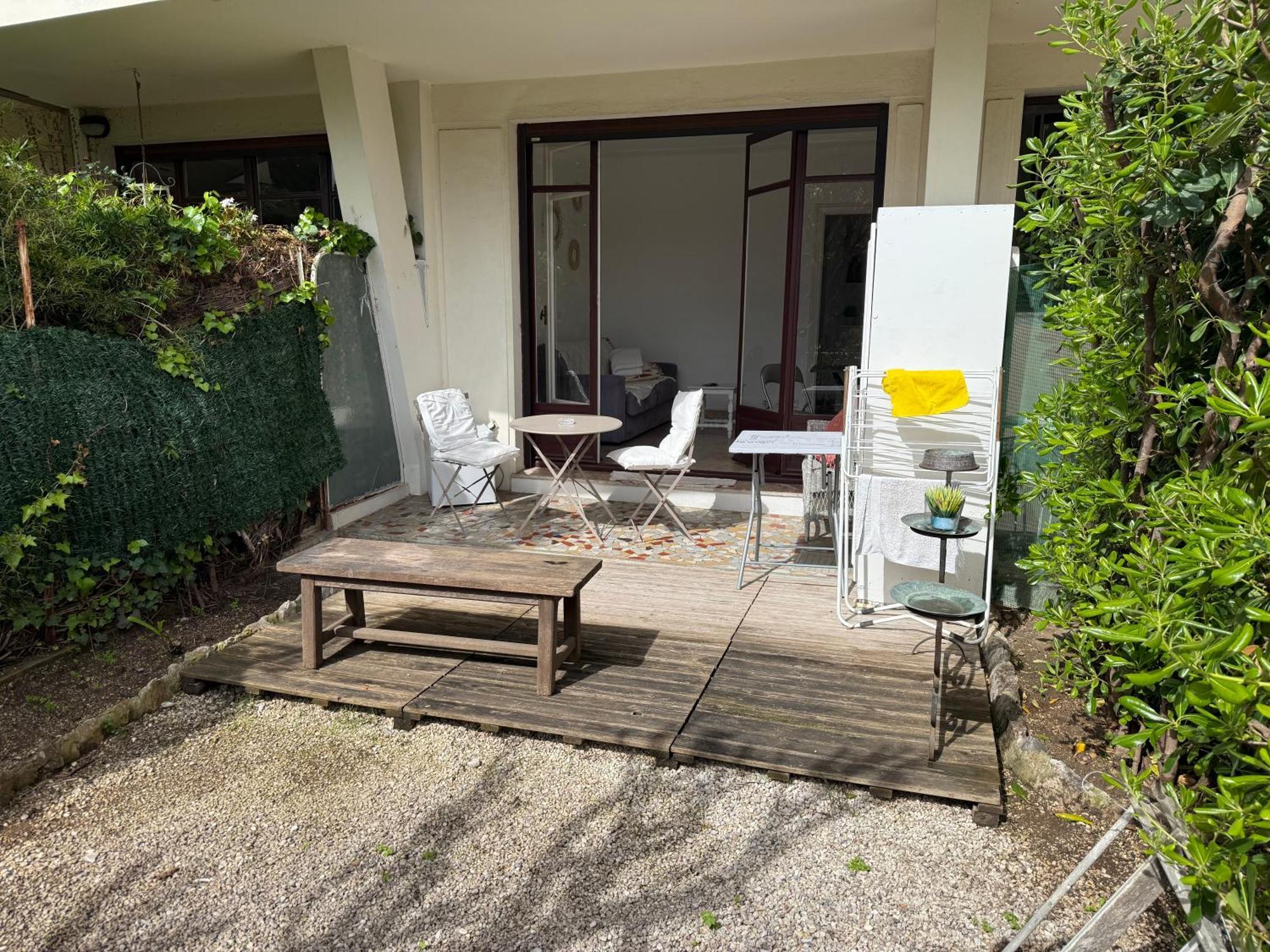 Calme A Deux Pas De La Avec Jardin Et Parking Prive * Beaulieu-sur-Mer